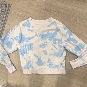 ZYIA Blue & White Tie-Dye waist length Sweatshirt